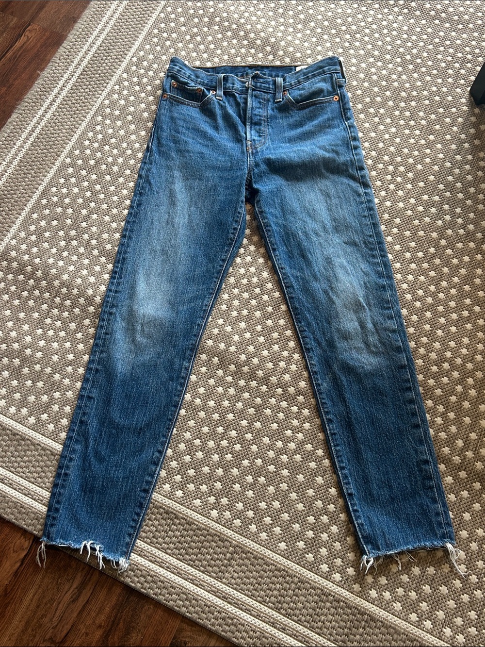 EUC Rare/Discontinued Levi's White Cone Wedgie Jeans (26) - Picture 3 of 6